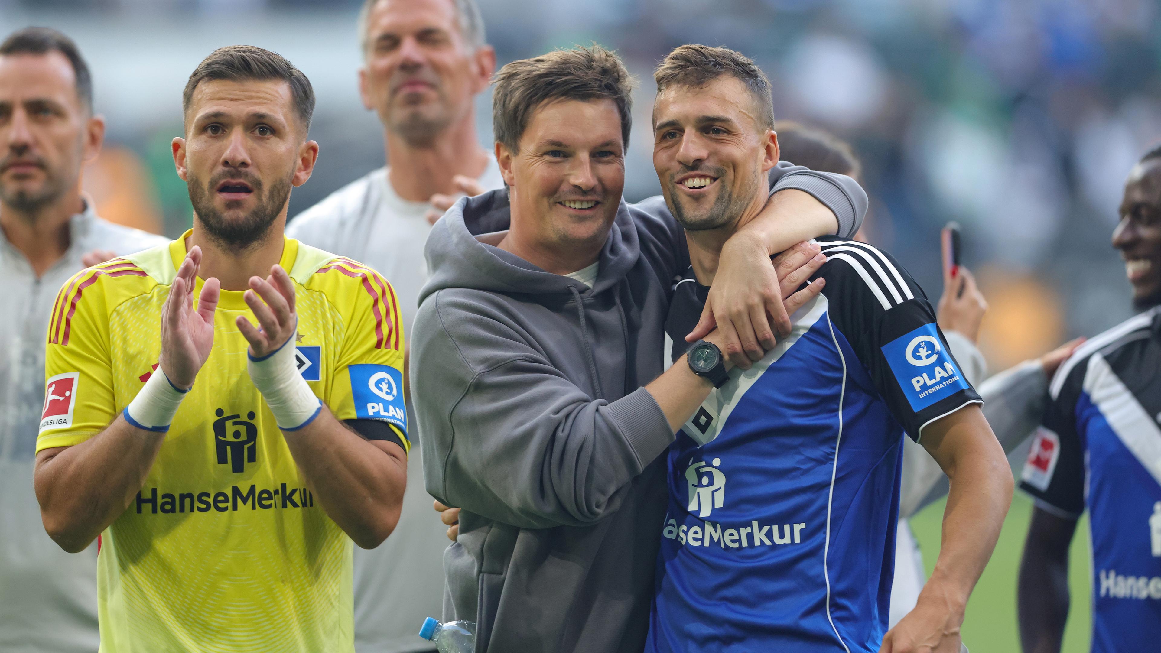 HSV-Torwart Daniel Heuer Fernandes, Trainer Merlin Polzin und Jonas Meffert (von links)