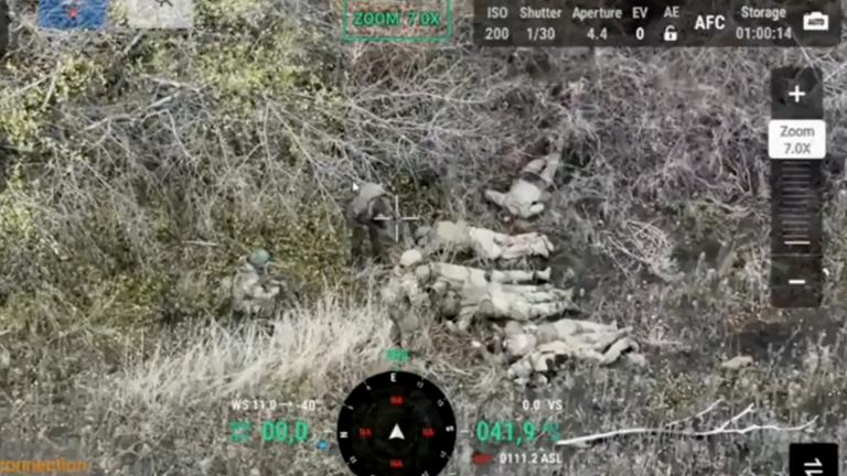 Screenshot: Erschießung von ukrainischen Gefangenen durch Russland