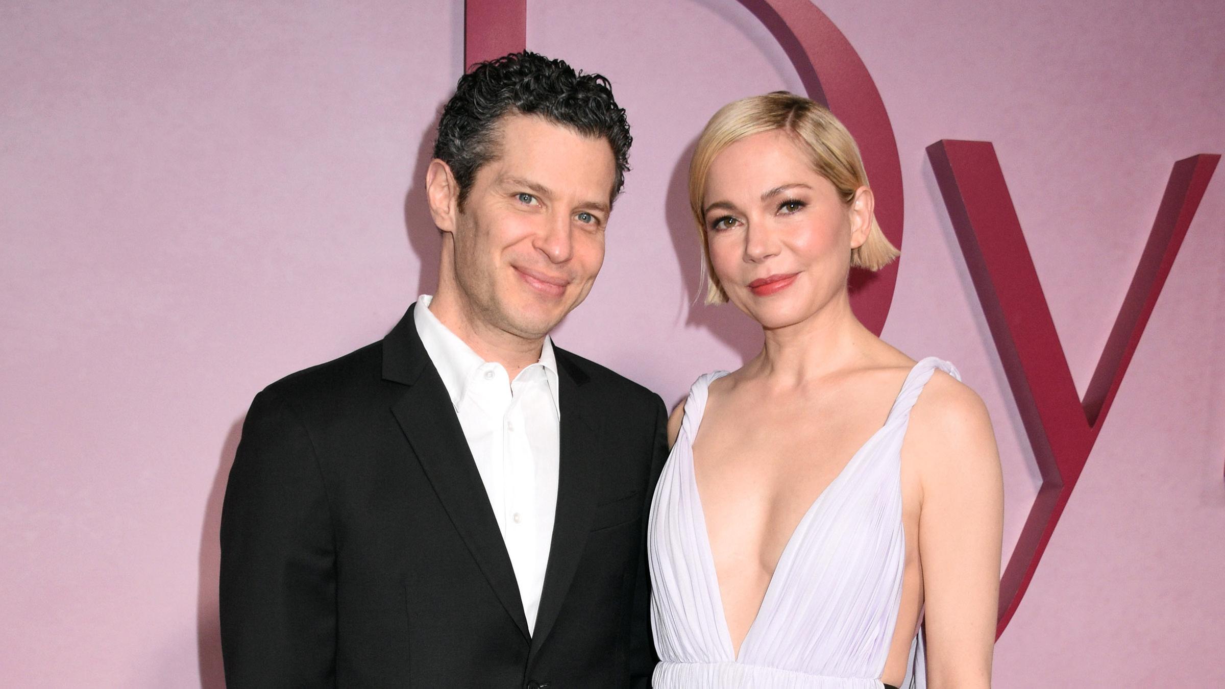 Michelle Williams und Ehemann Thomas Kail besuchen die Premiere von FX' „Dying for Sex“ im SVA Theatre