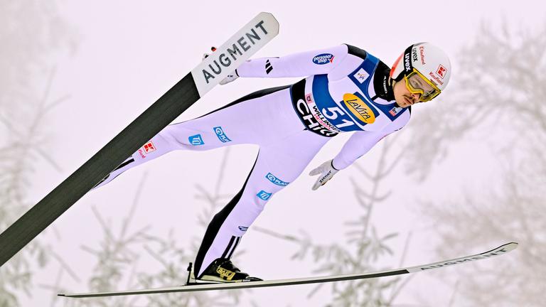 Philipp Raimund – Action bei der Qualifikation Männer Großschanze beim Viessmann FIS Skisprung-Weltcup am 01.02.26 in Willingen.