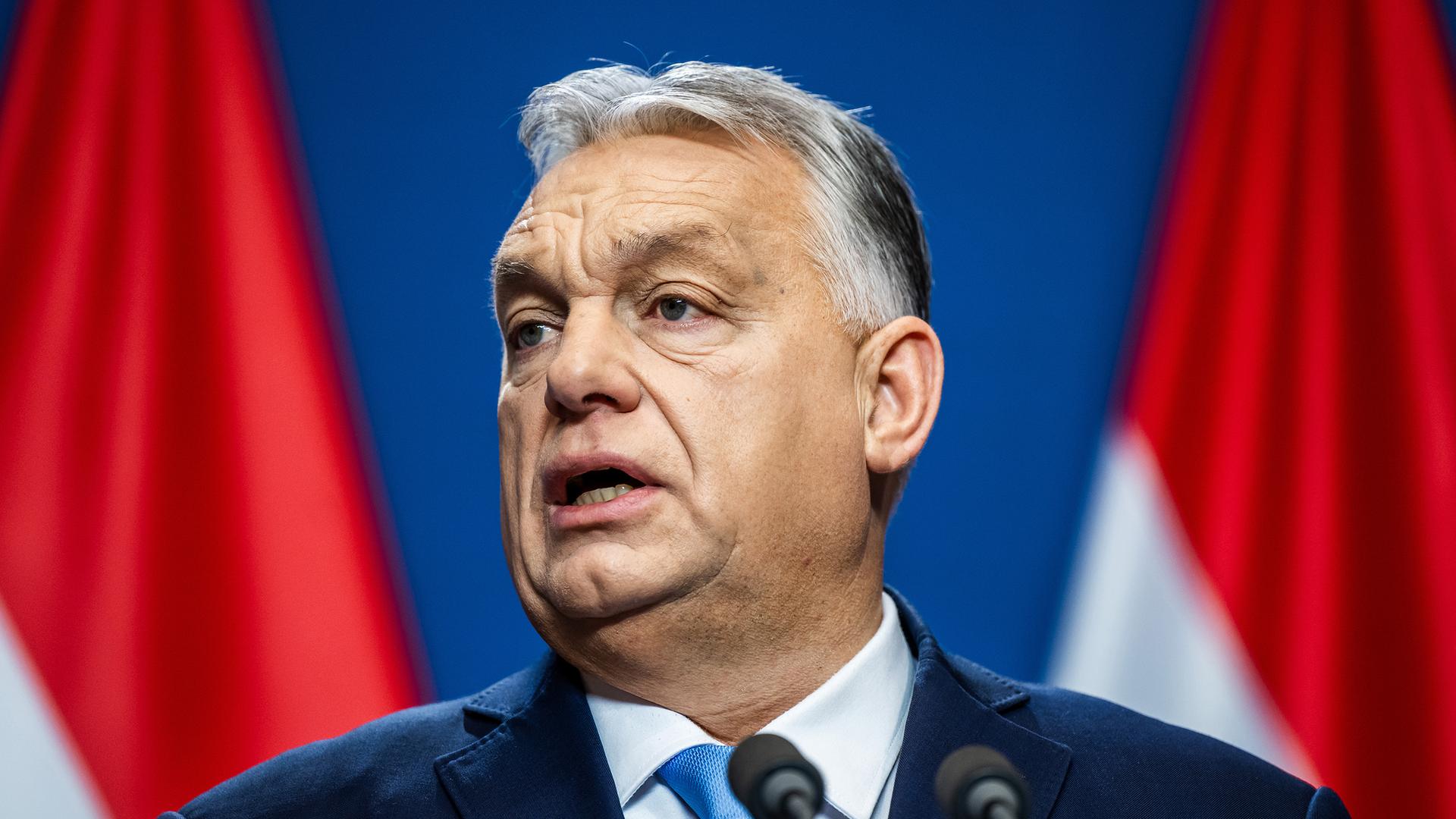Der ungarische Ministerpräsident Viktor Orban spricht bei seiner Jahrespressekonferenz, aufgenommen am 21.12.2024