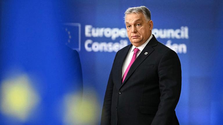 Ungarns Ministerpräsident Viktor Orbán trifft am 18.12.2025 zum Europäischen Rat in Brüssel ein