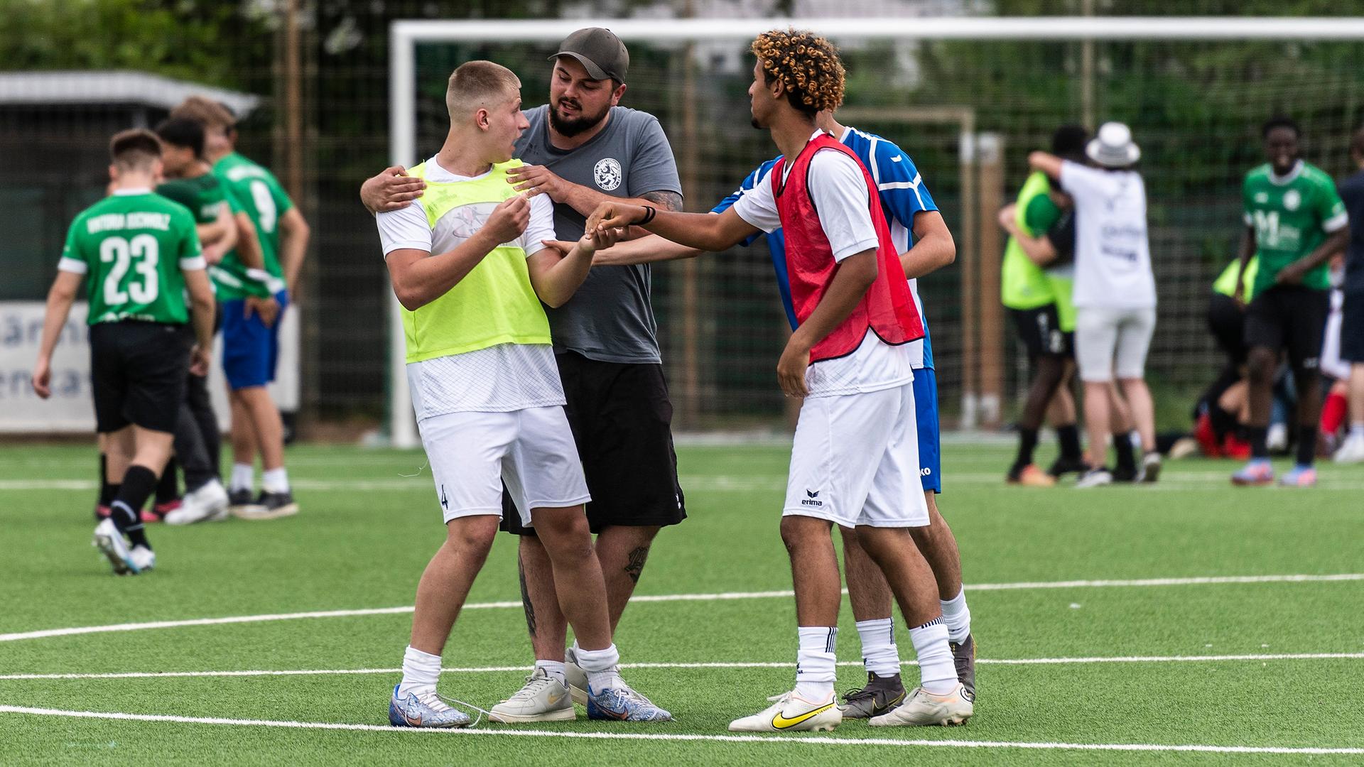 Viktoria Buchholz gegen SSVg Velbert in Duisburg