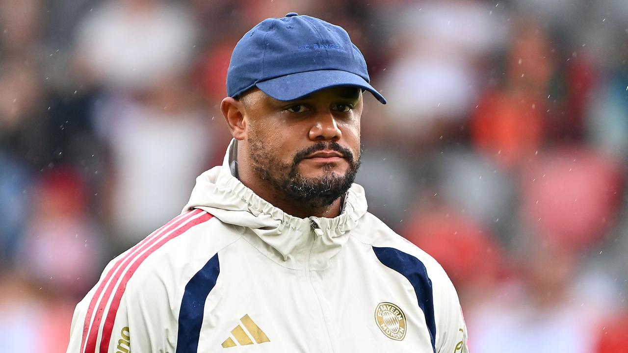 Fußball: Bayern-Trainer Kompany mit Hubschrauber in die Klinik
