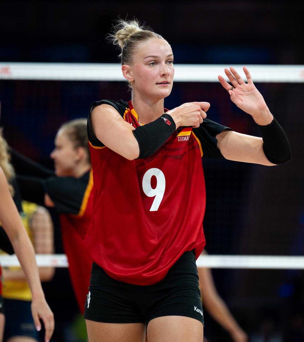 Volleyball Nations League der Frauen VNL 2025. Lina Alsmeier spielt während des Volleyballspiels zwischen Brasilien und Deutschland