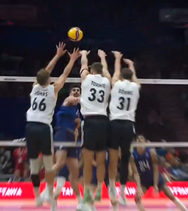 Deutschland gegen USA in der Volleyball-Nations-League: Eine Spielszene