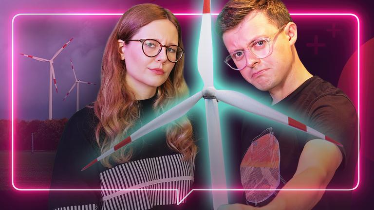 Jacob Beautemps und Leonie Schöler. Dahinter ein Windpark. In der Mitte ein großes, leuchtendes Windrad.