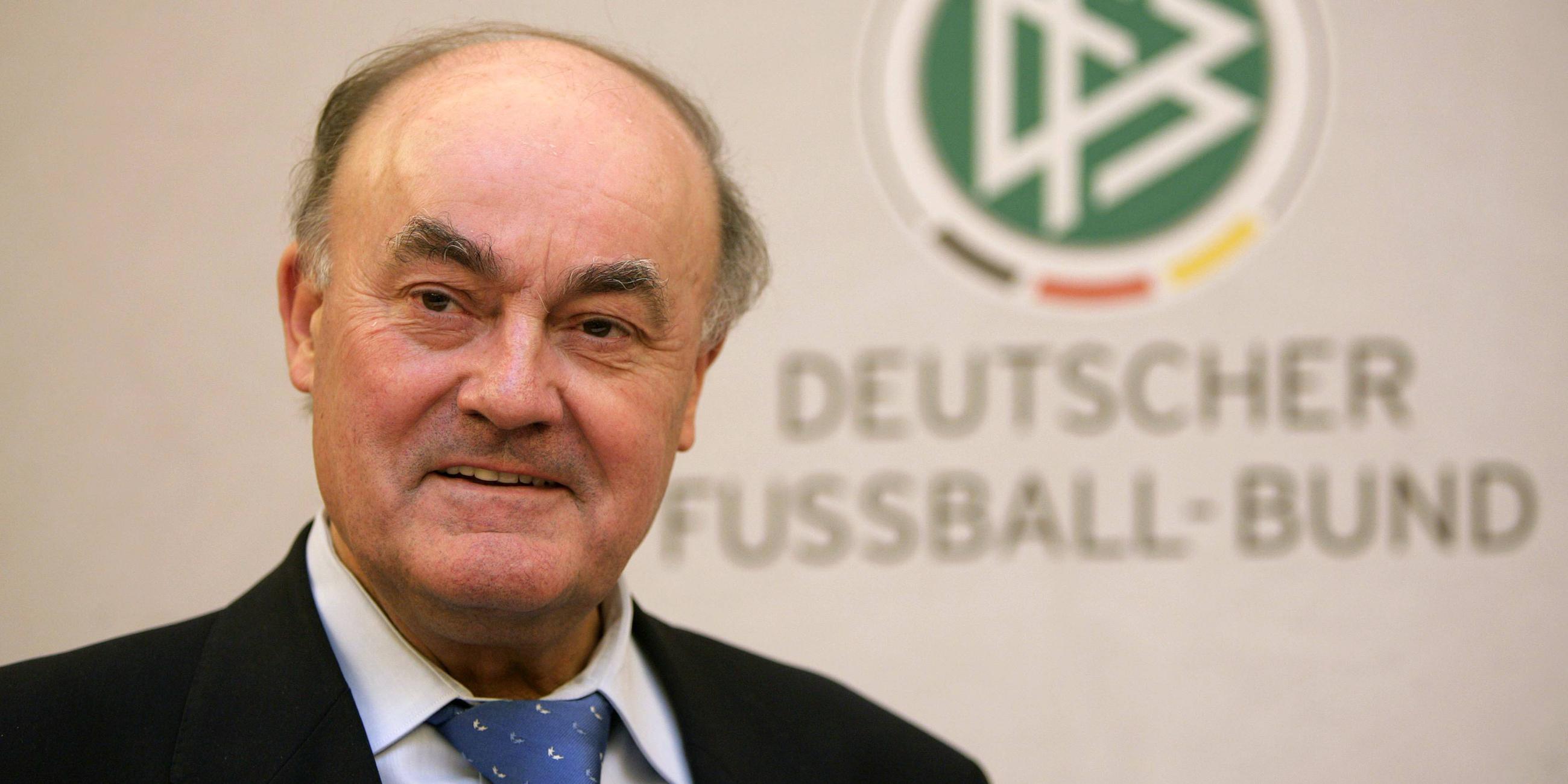 Volker Roth (Deutschland), Vorsitzender des DFB, Archivbild