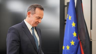07.11.2024, Berlin: Volker Wissing (FDP), Bundesminister für Verkehr und Digitales, nimmt an einem Pressestatement nach dem Bruch der Ampel-Koalition teil. 