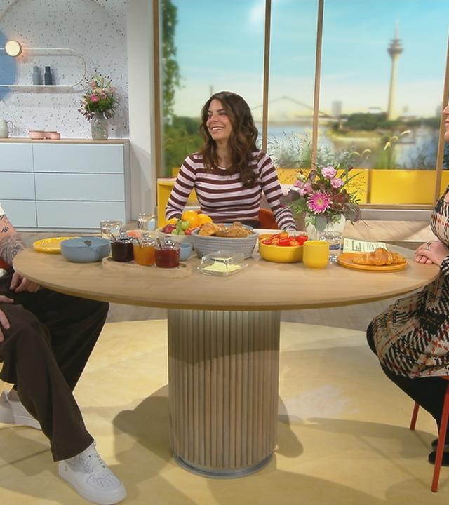 Lilli Hollunder und Marc Barthel aus "Notruf Hafenkante" bei Volle Kanne.