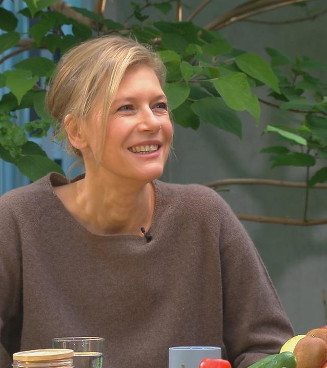 Ina Weisse am "Volle Kanne"-Frühstückstisch.