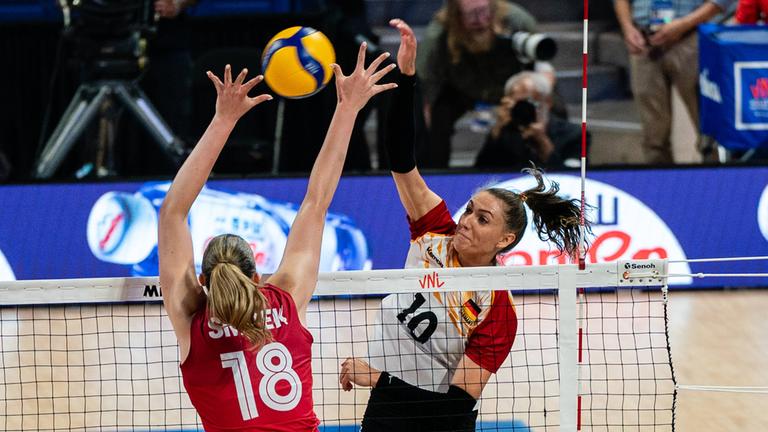 Lena Stigrot im Match gegen Kanada.