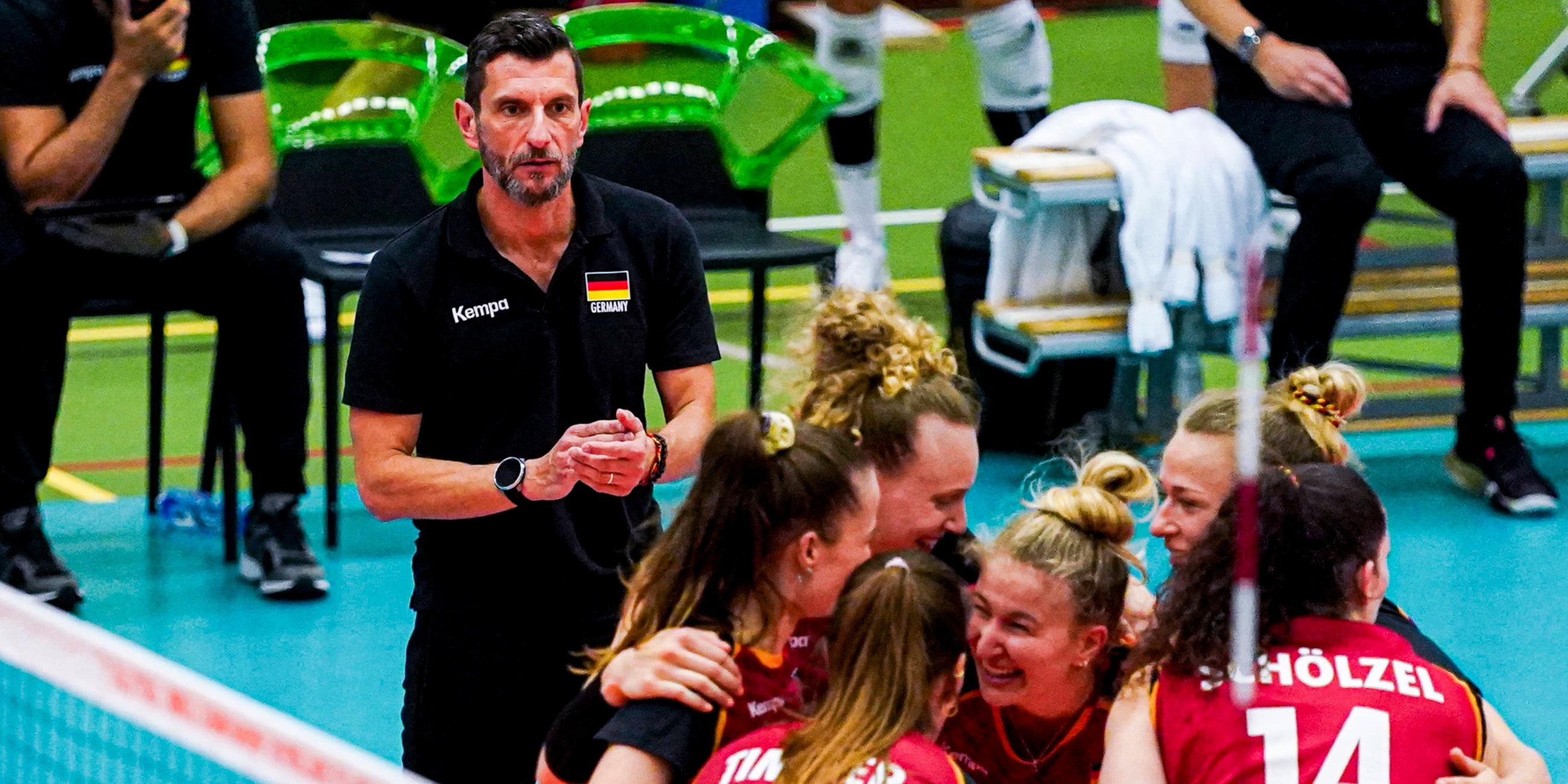 Volleyball, Frauen, Trainer Giulio Bregoli