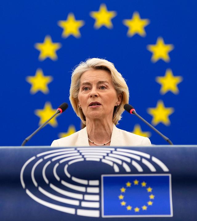 Die Präsidentin der Europäischen Kommission, Ursula von der Leyen, hält bei einer Plenarsitzung des Europäischen Parlaments eine Rede im Rahmen ihrer jährlichen Rede zur Lage der Union. 