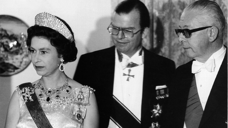 Karl-Günther von Hase bei Queen Elisabeth II. von Großbritannien