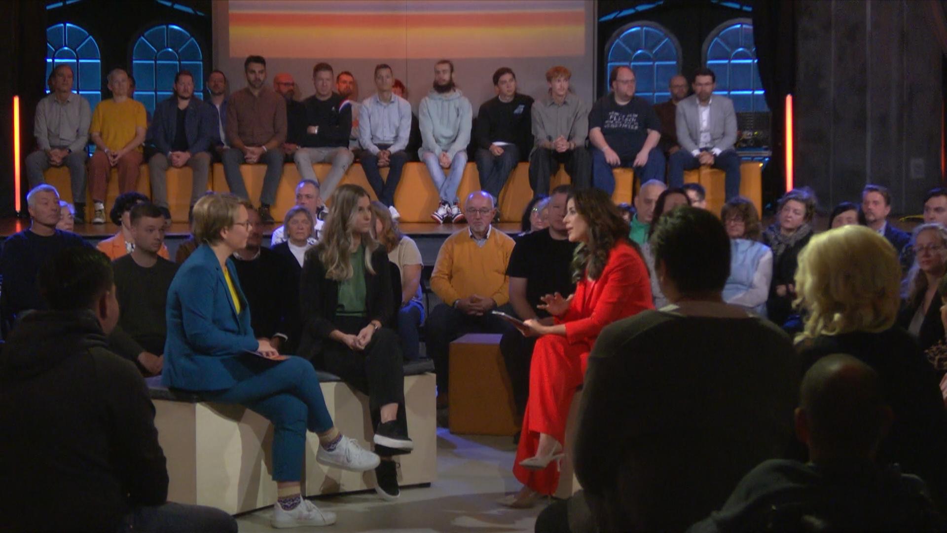 Cornelia Schiemenz, Stefanie Haferkorn und Eva-Maria Lemke (v.r.n.l.)