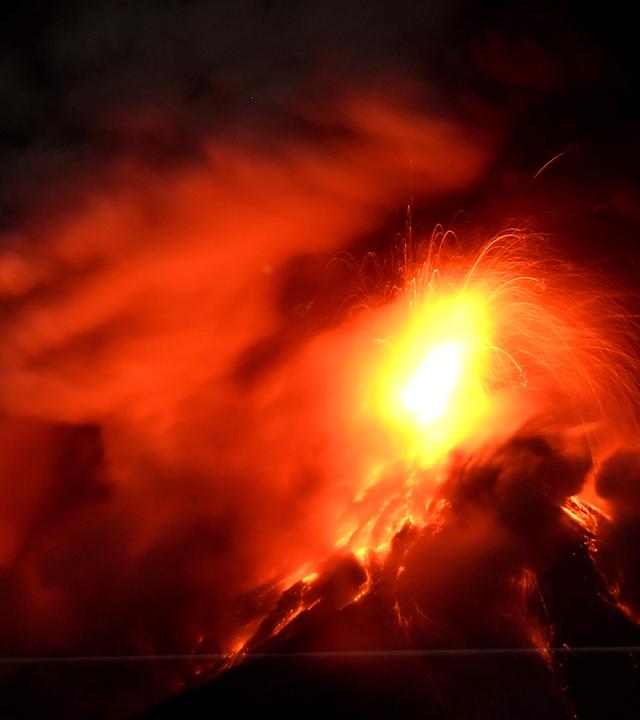 Lava und Asche beim Vulkanausbruch in Guatemala