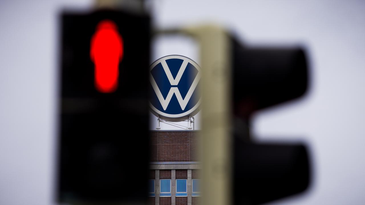 Volkswagen will laut IG Metall Gehälter bis 2030 einfrieren