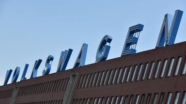 Schriftzug VW-Werk in Kassel