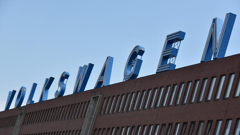 Schriftzug VW-Werk in Kassel