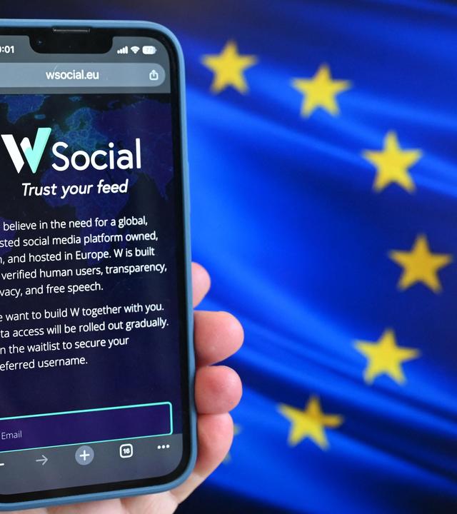 BELGIUM-EU-TECHNOLOGY-SOCIAL-NETWORK