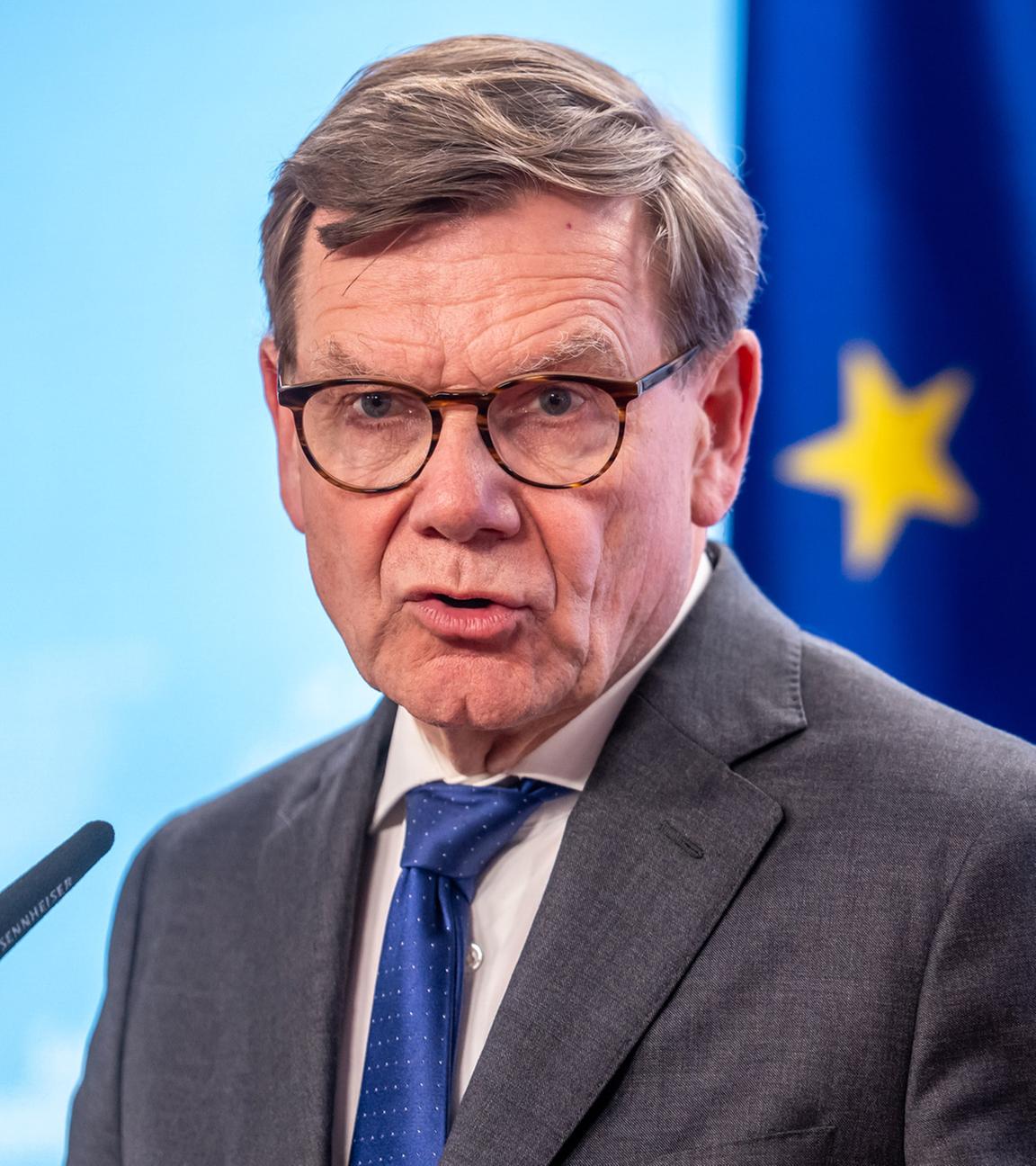  Außenminister Johann Wadephul (CDU), spricht bei der Pressekonferenz bei der Internationalen Sudan-Konferenz im Auswärtigen Amt am 15.04.2026.