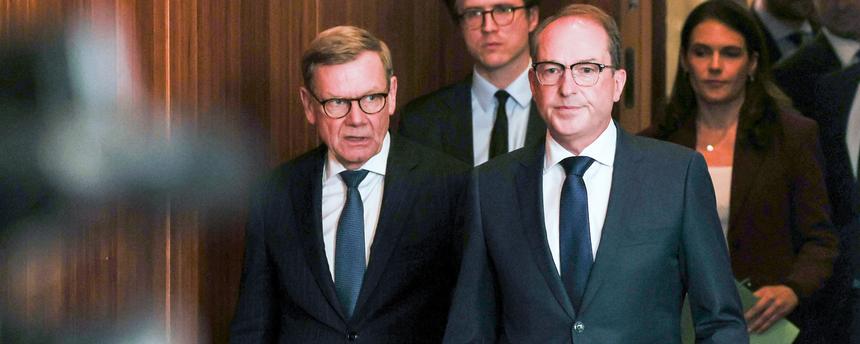 German ministers hold press conference on Leipzig Airport drone incident