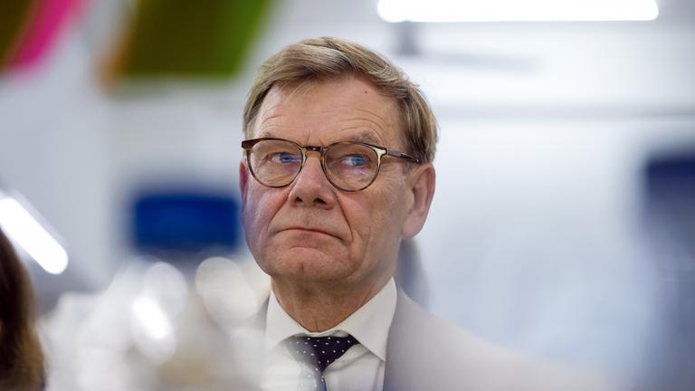 Bundesaußenminister Johann Wadephul (CDU) besucht das Labor der Biologiefakultät zur Evolutionsbiologie des Indischen Instituts für Wissenschaft