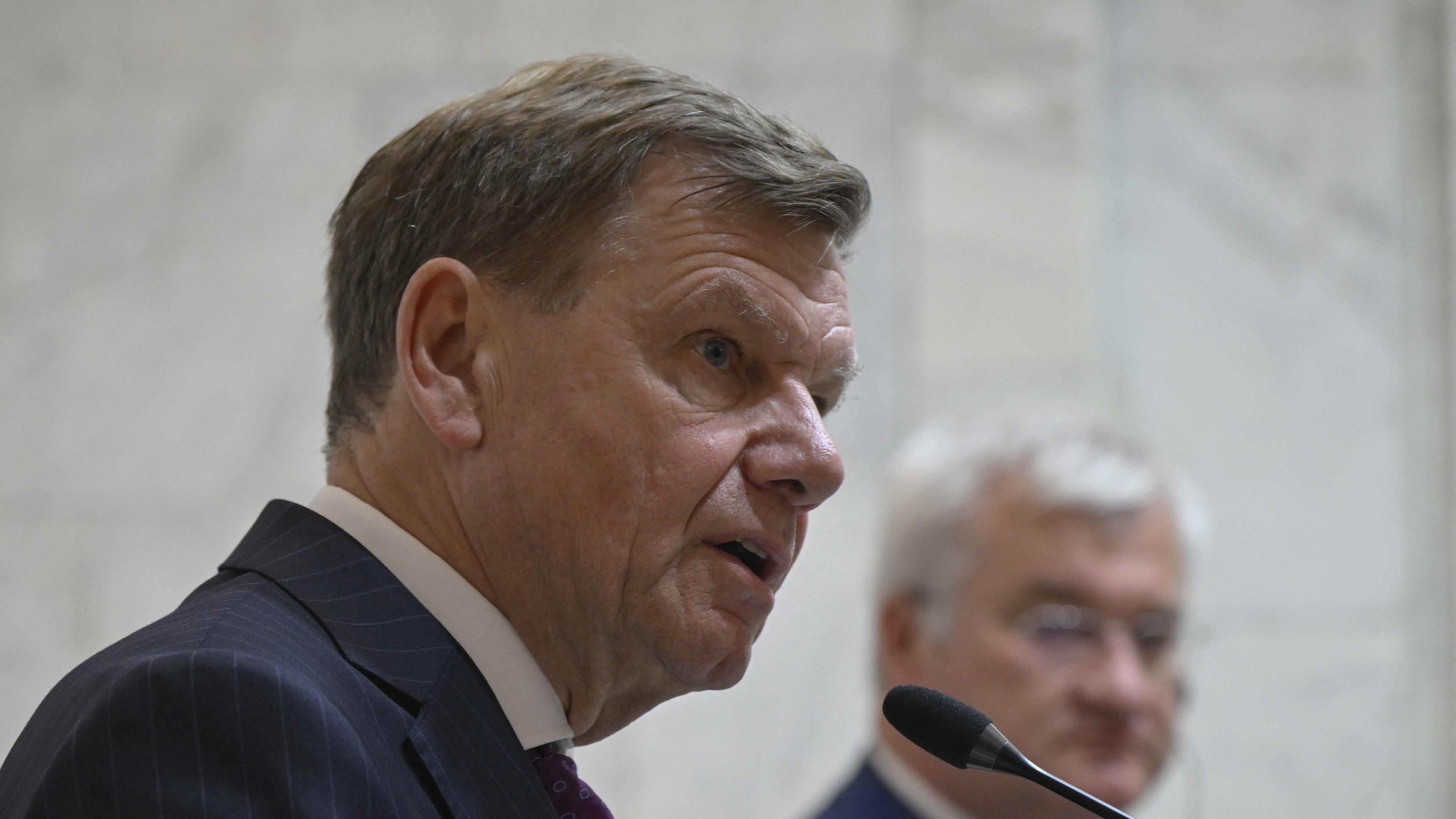 Außenminister Wadephul spricht auf einer Pressekonferenz in Kiew.