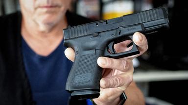 Eine Glock-Pistole, die derjenigen ähnelt, die beim Amoklauf an der Grazer Oberschule am 13. Juni 2025 in Wien verwendet wurde