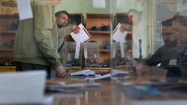 Blick in ein bulgarisches Wahllokal