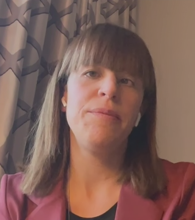 Ein Schaltgespräch mit Politikwissenschaftlerin Julia Reuschenbach.