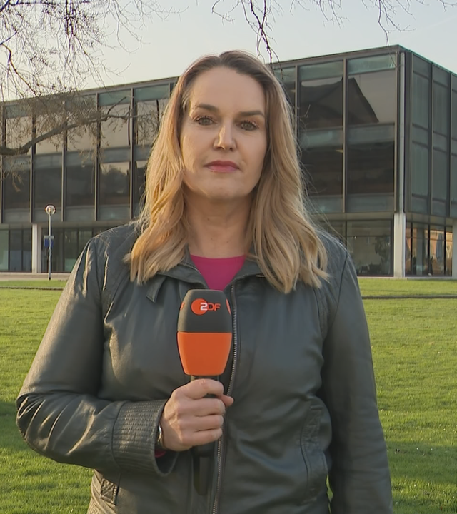 Ein Schaltgespräch mit ZDF-Reporterin Sandra Susanka.