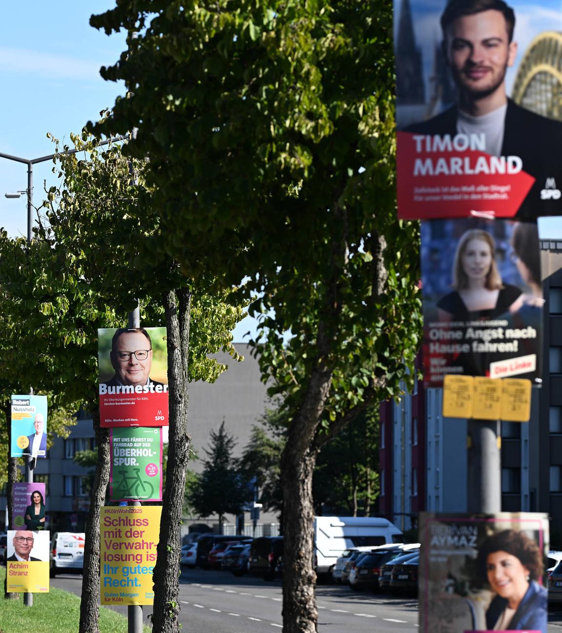 Wahlplakate zu den Bürgermeisterkandidaten am 10.09.2025 in der Südstadt Köln.