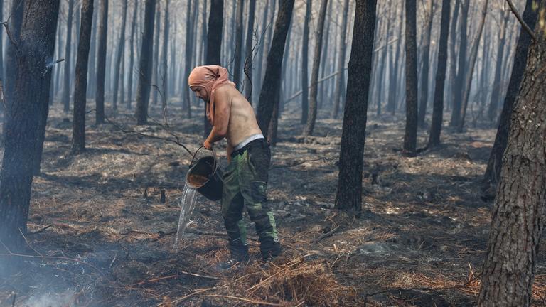 FRANCE-ENVIRONMENT-CLIMATE-WEATHER-WILDFIRE