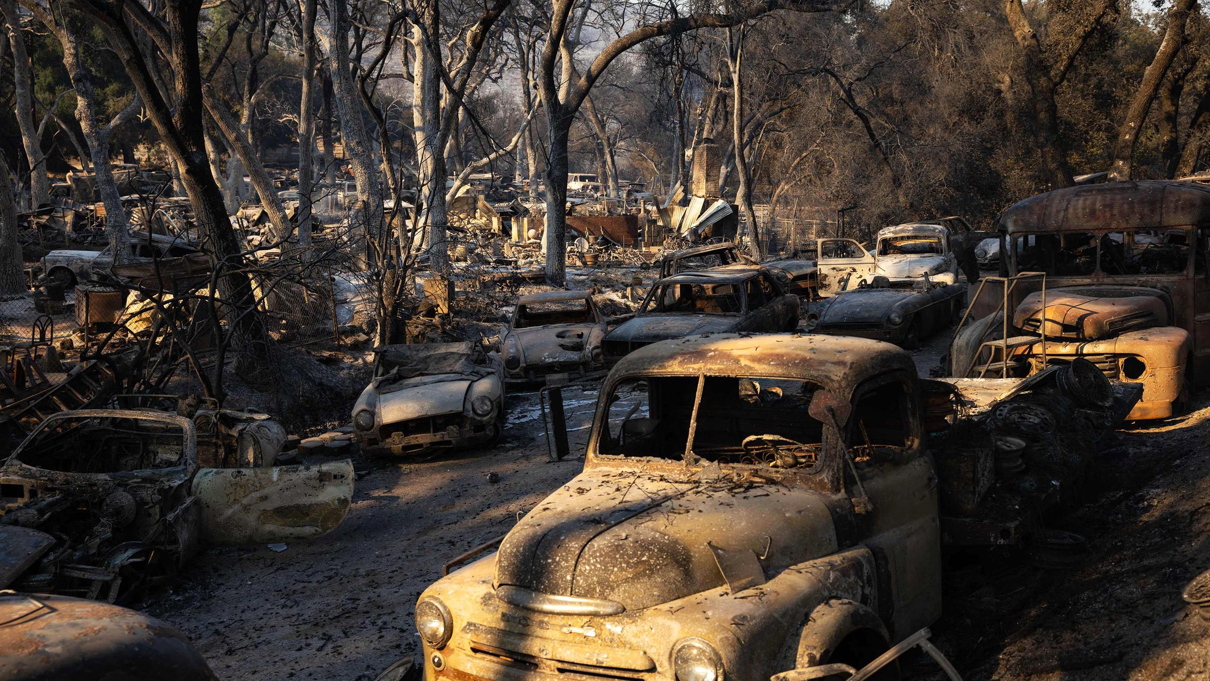 Waldbrände in Lake Elsinore (Kalifornien), aufgenommen am 11.09.2024