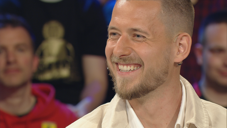 Waldemar Anton im Sportstudio. 