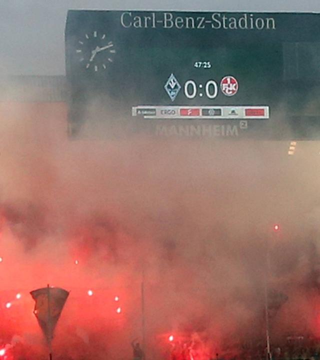 Ausschreitungen Waldhof Mannheim - 1. FC Kaiserslautern