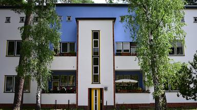 Ein Mehrfamilienhaus in der Waldsiedlung Zehlendorf