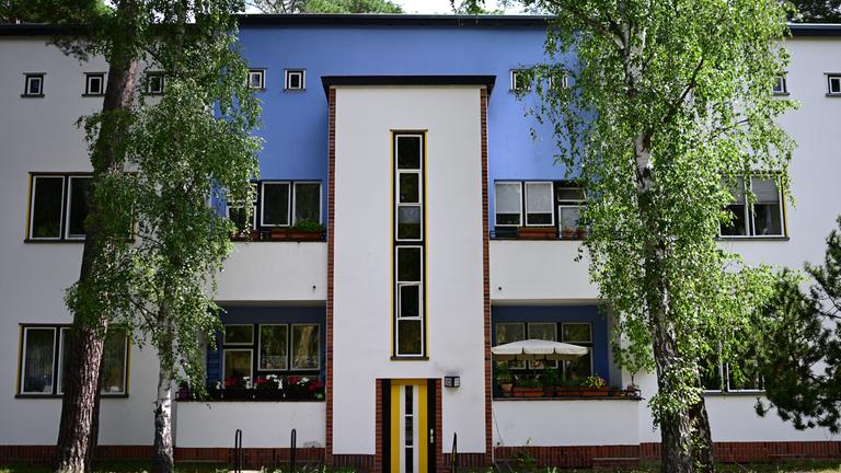 Ein Mehrfamilienhaus in der Waldsiedlung Zehlendorf