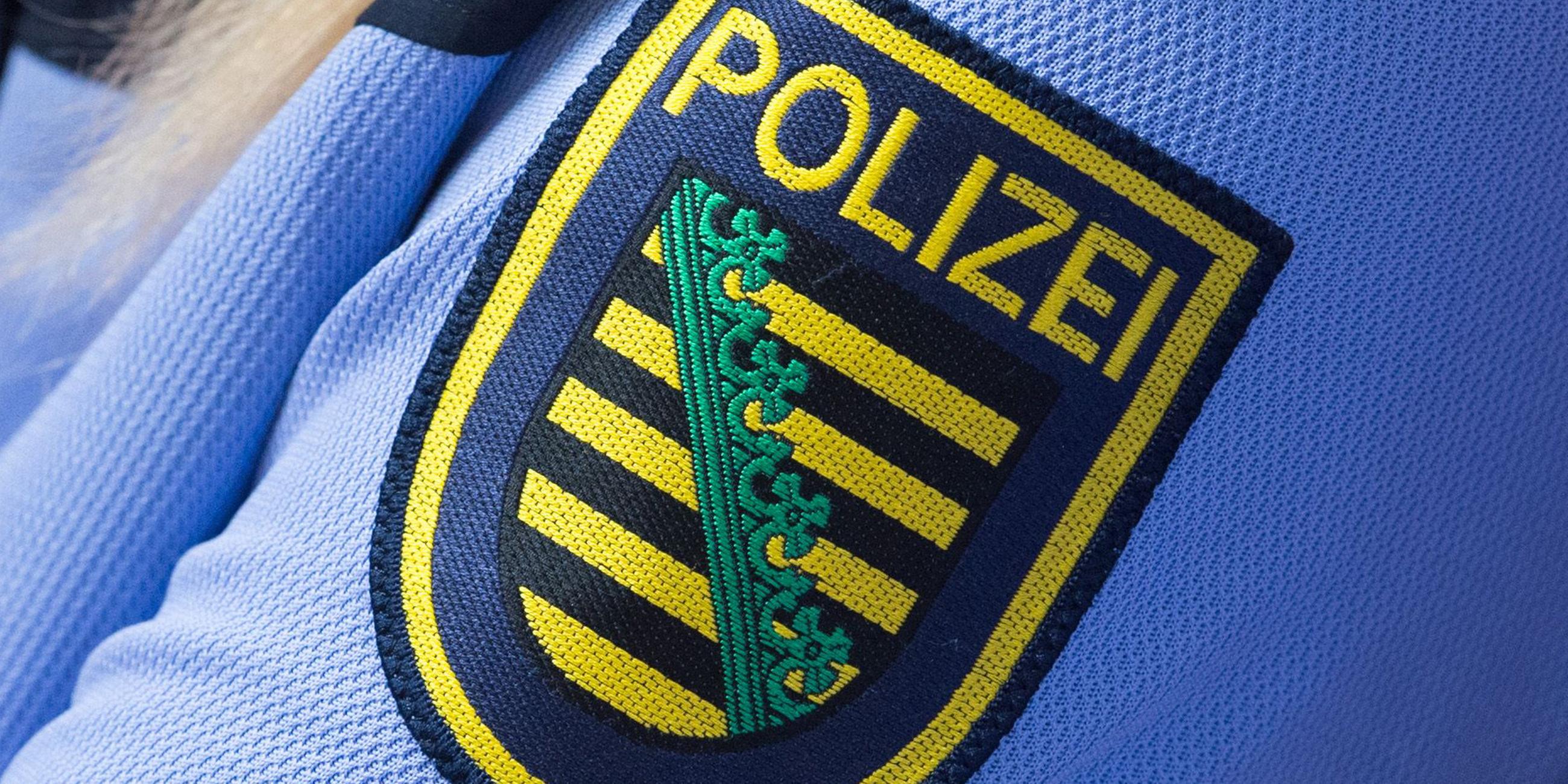 Symbolbild: Wappen der Polizei Sachsen