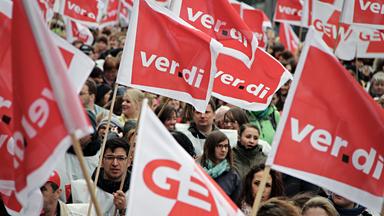 Mehr Geld für Landesbedienstete gefordert