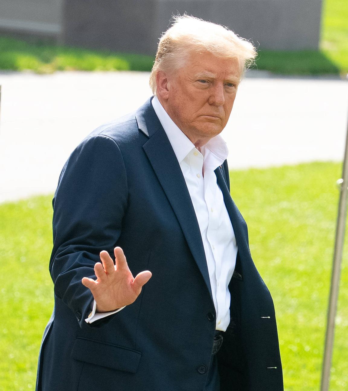 Washington, D.C: Donald Trump tritt vor die Presse vor Abflug in die Überschwemmungsgebiete in Texas