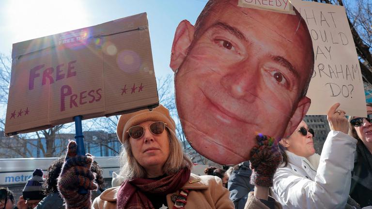 Proteste vor dem Gebäude der "Washington Post"