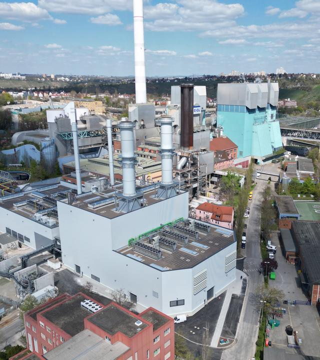 Ein neues Gaskraftwerk des Energieversorgers EnBW, das auch wasserstofffähig ist, am 09.04.2025 in Stuttgart.