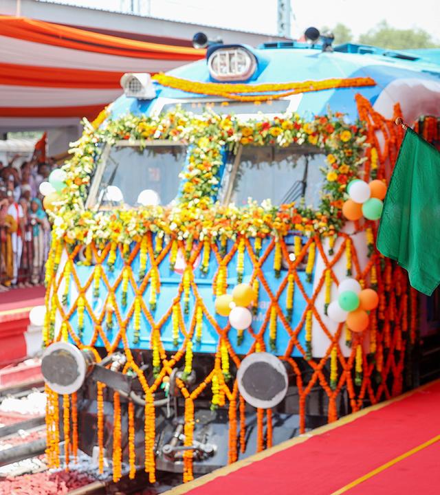 Die Einweihung von Indiens erstem wasserstoffbetriebenen Zug am Bahnhof Jind in Jind im Bundesstaat Haryana, Indien, am 17. Juli 2026.