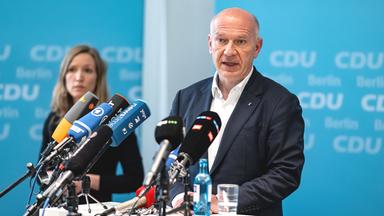 10.07.2026, Berlin: Berlins Regierender Bürgermeister Kai Wegner (CDU) spricht bei einem Pressetermin der CDU-Berlin, bei dem er bekannt gibt, nicht mehr als CDU-Spitzenkandidat für die Abgeordnetenhauswahl im September anzutreten.