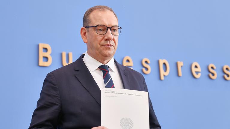 Der Wehrbeauftragte des Deutschen Bundestages Henning Otte.