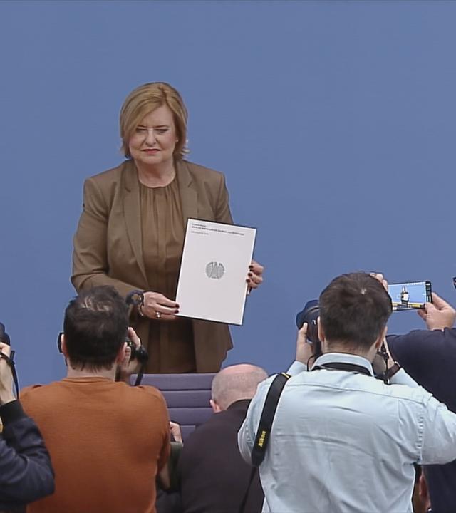 Eva Högl (SPD), Wehrbeauftragte, stellt Jahresbericht vor