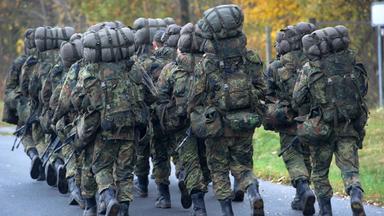 Soldaten in der Grundausbildung